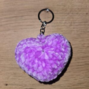 Porte clé cœur violet