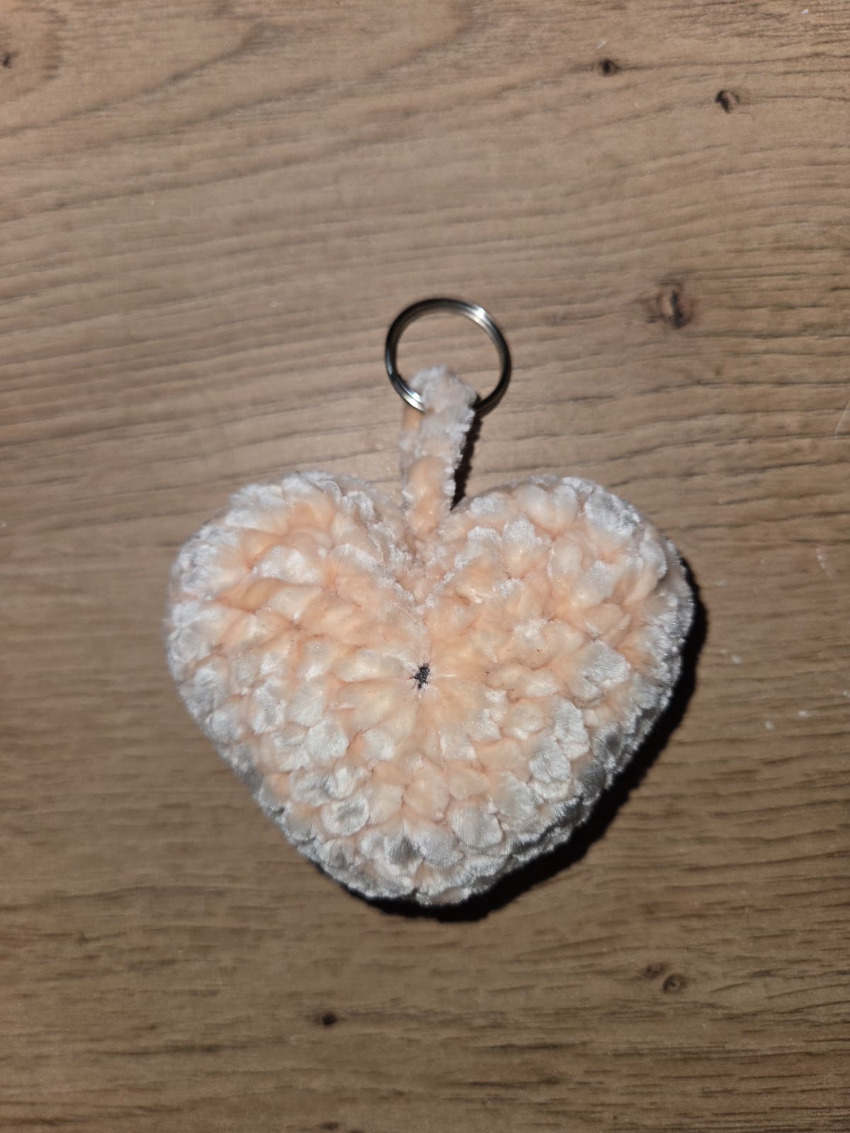 Porte clé cœur beige