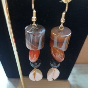 Boucle d'oreille perle du Sénégal et cory