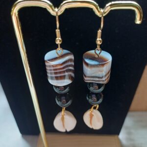 Boucle d'oreille perle du Sénégal et cory