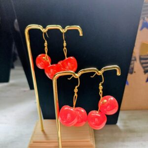 Boucle d'oreille cerise