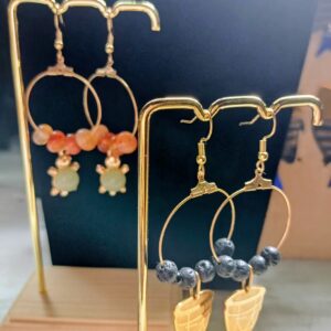 Boucle d'oreille pierre de lave et boucle d'oreille cornaline